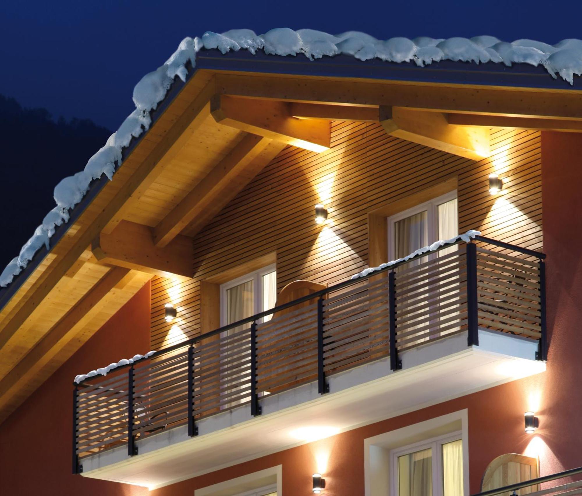 Hotel Gran Vacanze Rooms & Apartments Dimaro Ngoại thất bức ảnh